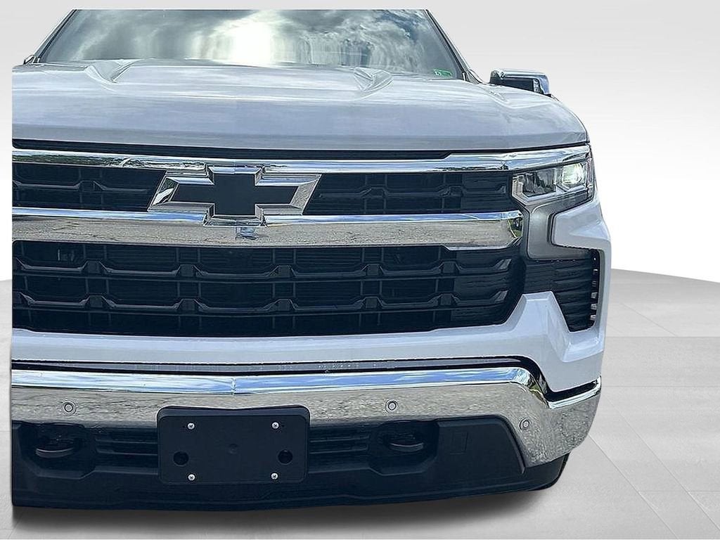 Chevrolet Silverado 4