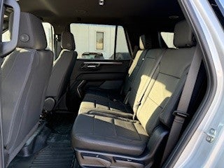 Chevrolet Tahoe 4